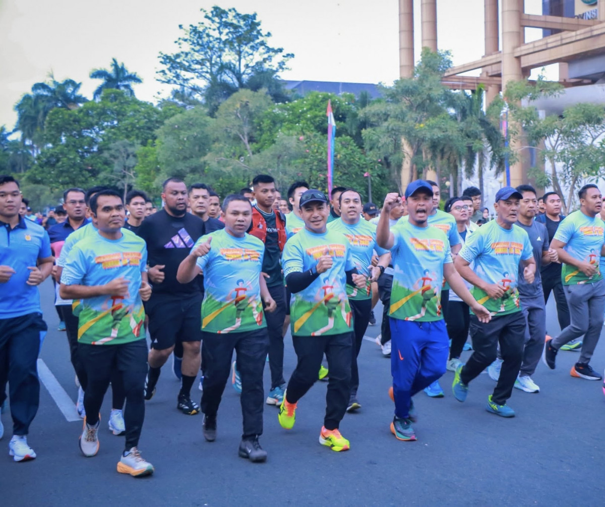 Wako dan Wawako Ikuti Pekanbaru Karhutka Fun Run 5K 2025