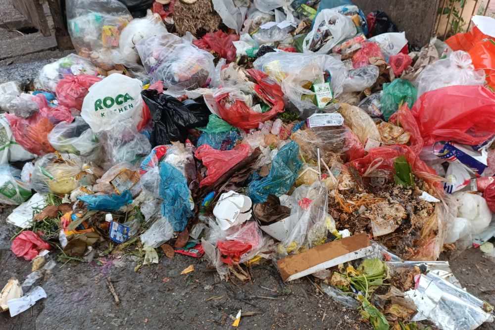 Dua Pelaku Berkedok Petugas DLHK, Gunakan Kwitansi dan Stempel Palsu Pungut Uang Sampah