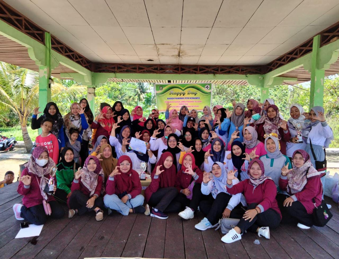 Tingkatkan SPM PTM, Puskesmas Selatbaru Beri Penghargaan Posbindu Terbaik