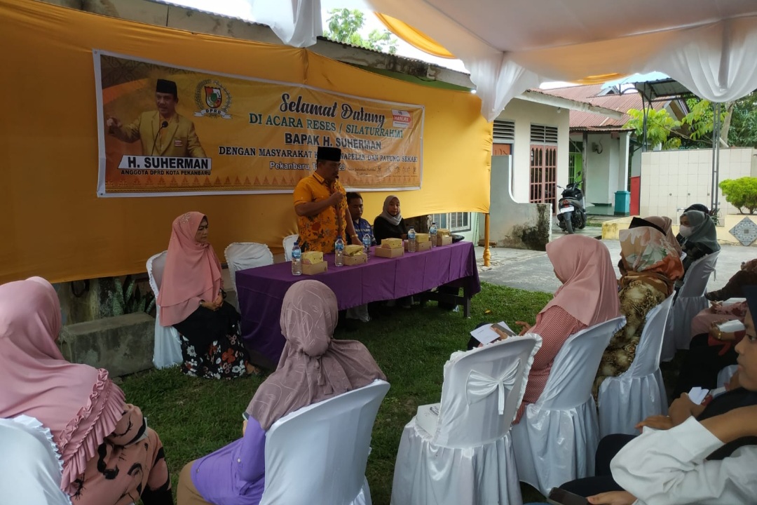 Suherman Reses di Kelurahan Padang Terubuk, Warga Keluhkan KIS, Zonasi dan Drainase