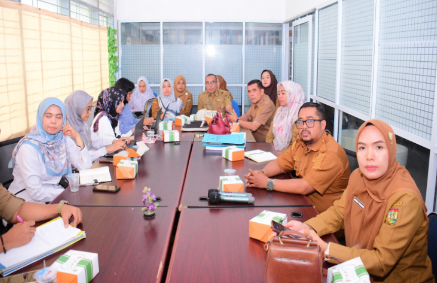 Data Kuat, Kebijakan Tepat, Kepala Dinas Kominfo dan Persandian Kampar Lukmansyah Badoe Bersama BPS Kampar Ikuti Zoom Meeting Evaluasi EPSS 2026