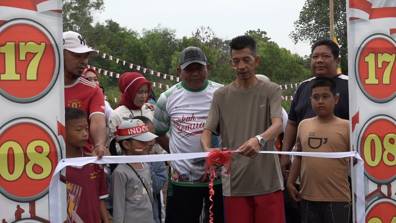 Meriahkan HUT ke-79, Warga RT 001 RW 006 Gelar Jalan Santai dan Perlombaan