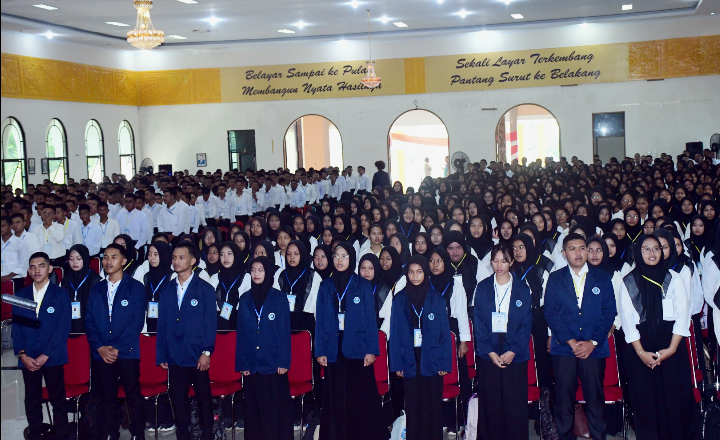 1.081 Mahasiswa Baru Polbeng Dikukuhkan, Bupati Bengkalis: Manfaatkan Waktu Untuk Belajar